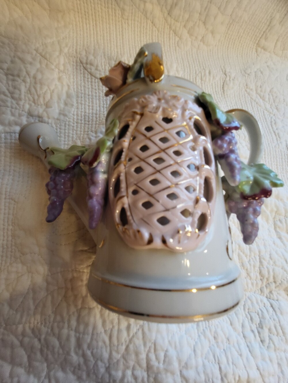 Japanese Porcelain Decorative Pitcher with Grape Motif - White and Lavender